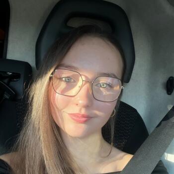 Babysitter Locoal-Mendon: Janelle