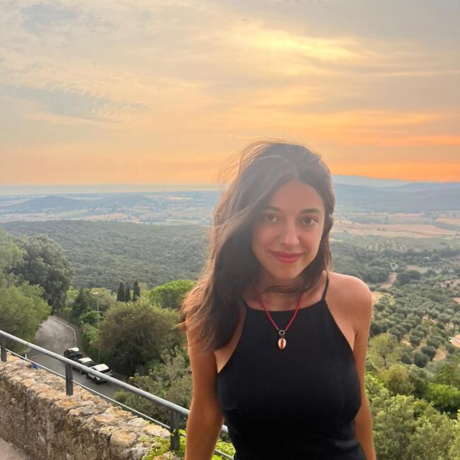 Babysitter in Forlì: Sara