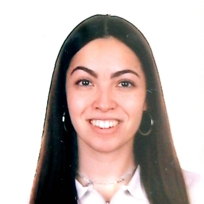 Babysitter in Almería: Miriam