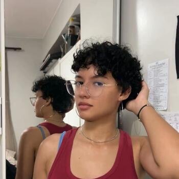 Babysitter in Brasília: Cleo Fernanda