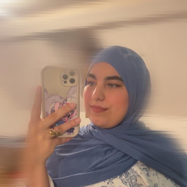 Babysitter in Namur: Aya