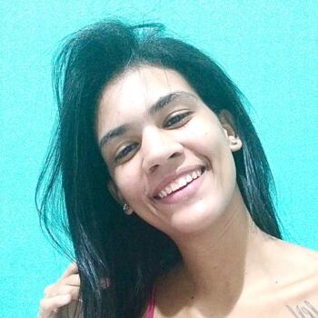 Babysitter in Paulista: Lilia