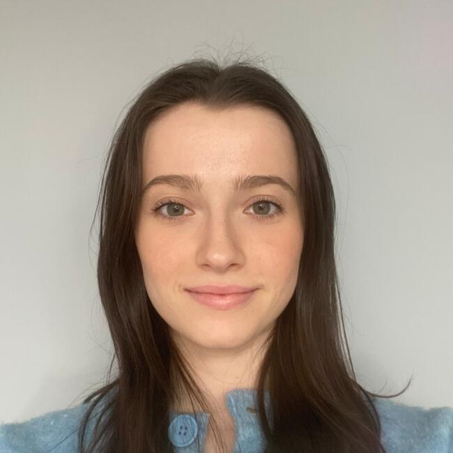 Babysitter in Tassin-la-Demi-Lune: Lea