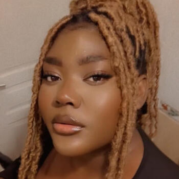 Babysitter in Floirac: Osnat