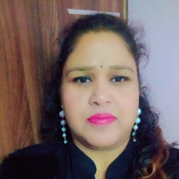लुधियाना में बेबीसिटर: Pooja Rani