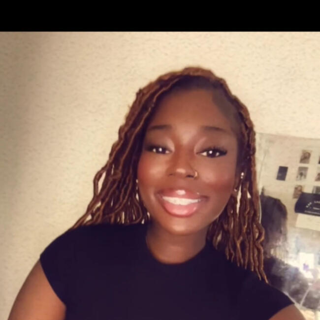 Babysitter in Alfortville: Rebecca