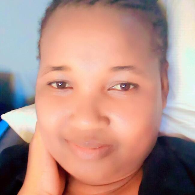 Babysitter in Goodwood (Western Cape): Primrose