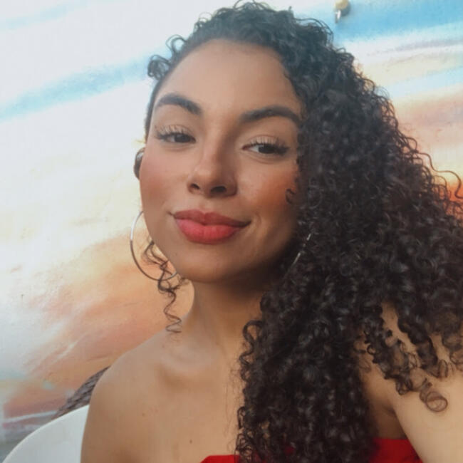 Babysitter in Maracanaú: Sara