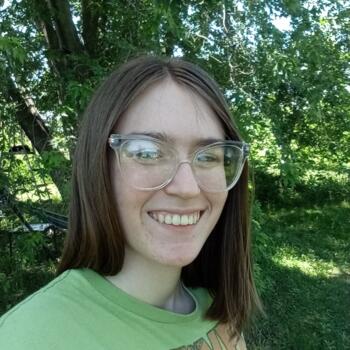 Babysitter in Sturgeon (Missouri): Lori