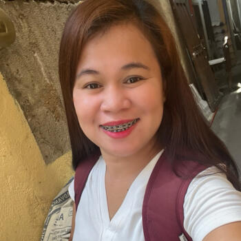 Babysitter in Manila: Shaira