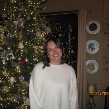 Babysitter Brisbane: Ellie