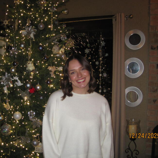 Babysitter in Brisbane: Ellie