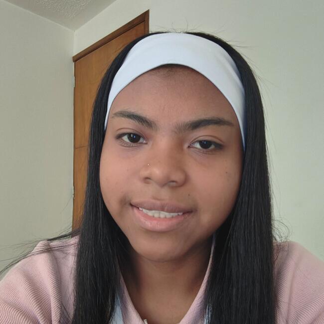 Babysitter in Bogotá: Naomi