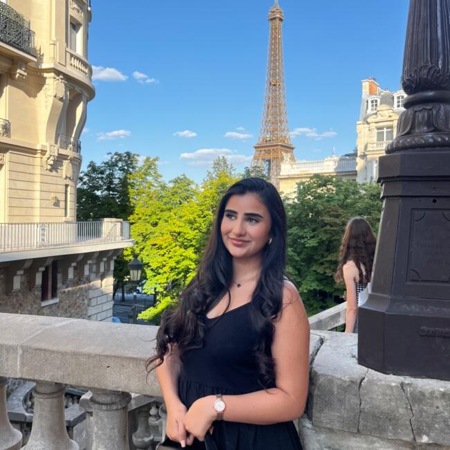 Babysitter in Zemst: Darine