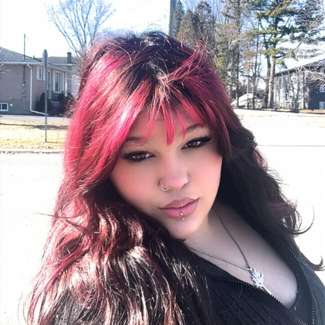 Babysitter in Nepean: Mariah