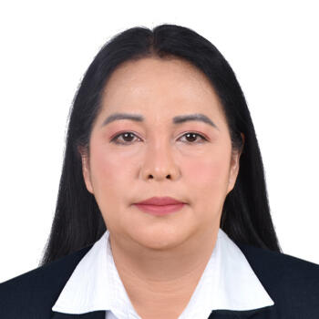 جليسة أطفال أبوظبي: Angeline