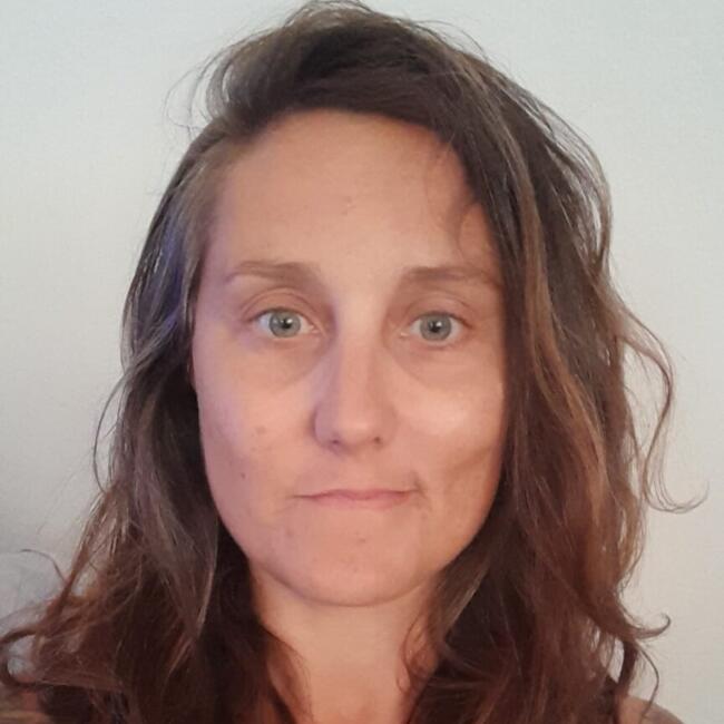Nanny in Sauveterre-de-Guyenne: Aurore