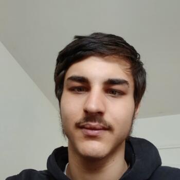 Babysitting job in Caudry: babysitting job Thibault