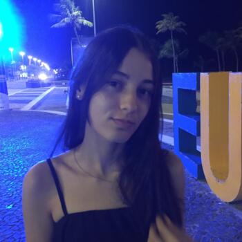 Babá Aracaju: Raiane