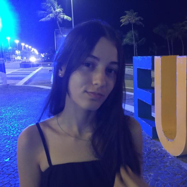 Babá em Aracaju: Raiane