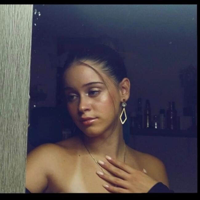 Babysitter in Rhodes: Eleni