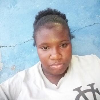 Babysitter Portmore: Jurnee