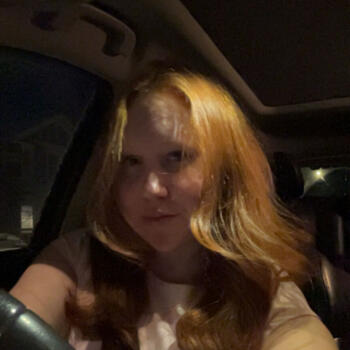 Babysitter Edmonton: Ella