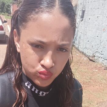 Babá em Águas Lindas de Goiás: Taina