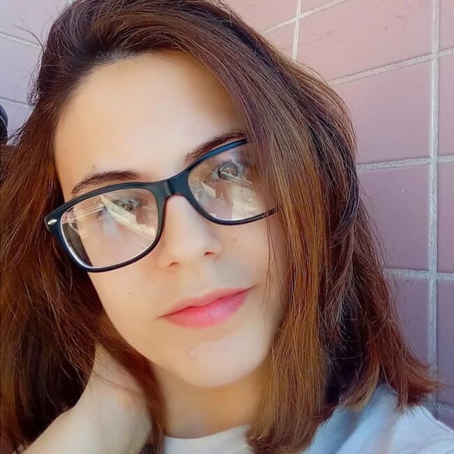Babysitter in Braga: Ana