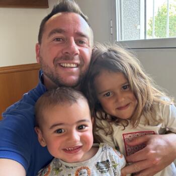 Babysitting job in Quinta do Anjo: babysitting job Nadir