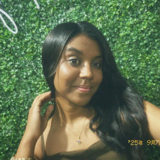 Babysitter in Jequié: Letícia