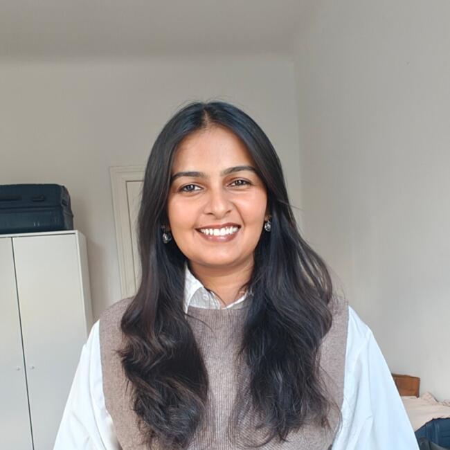 Babysitter in Berlin: Komal