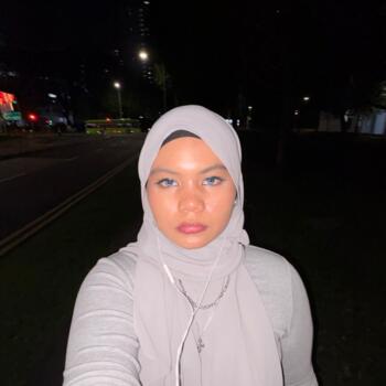Babysitter in Singapore Island: Nurin
