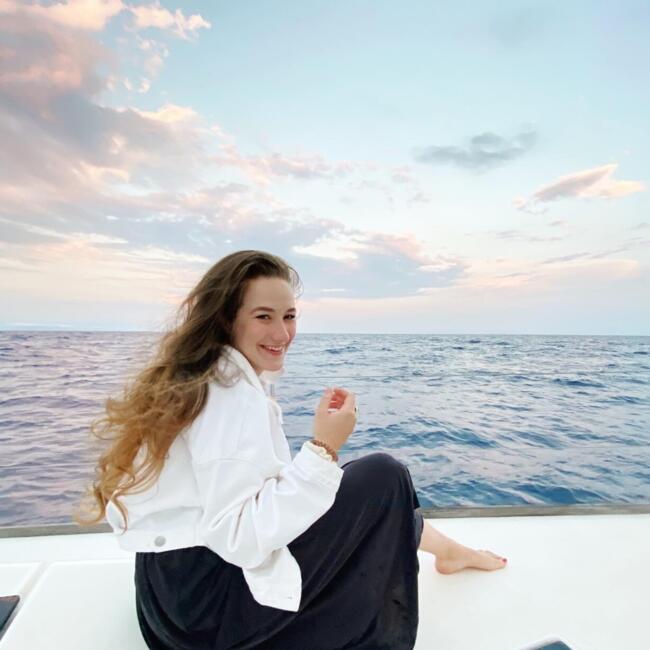 Babysitter in Sydney: Sara