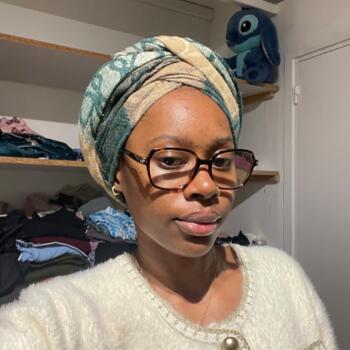 Babysitter in Lyon: Celina