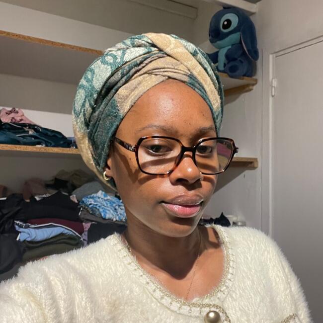 Babysitter in Lyon: Celina