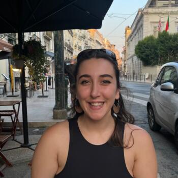 Babysitter στην περιοχή Αθήνα: Ρένια