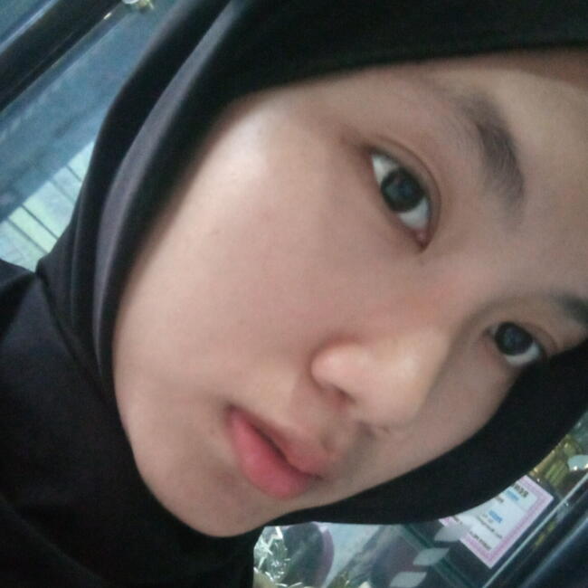 Nanny in Bekasi: Dhevi