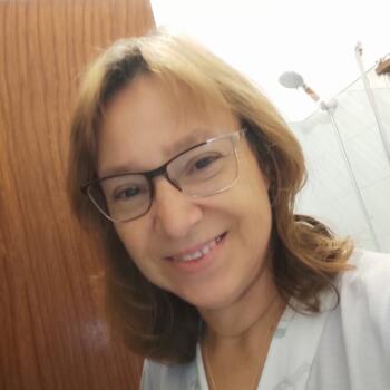Babysitter em Coimbra: Dóra