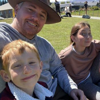 Babysitting job in Queenstown: babysitting job Todd