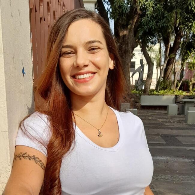 Babysitter in São Paulo (São Paulo): Kimbly