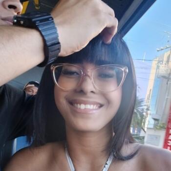 Babysitter in Cuiabá: Julia vitoria
