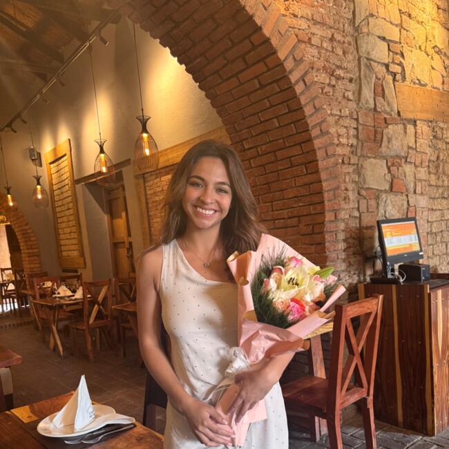 جليسة أطفال في دبي: Maria belen