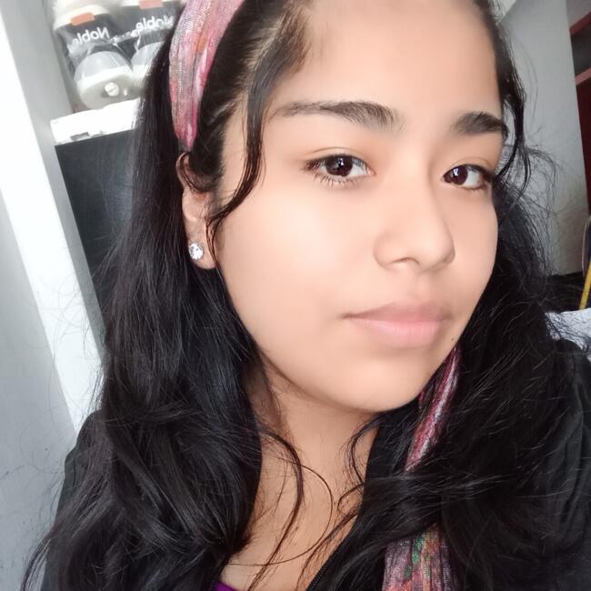 Niñera en La Esperanza (Departamento de La Libertad): Abigail