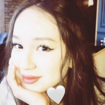 Niania Warszawa: Akzere