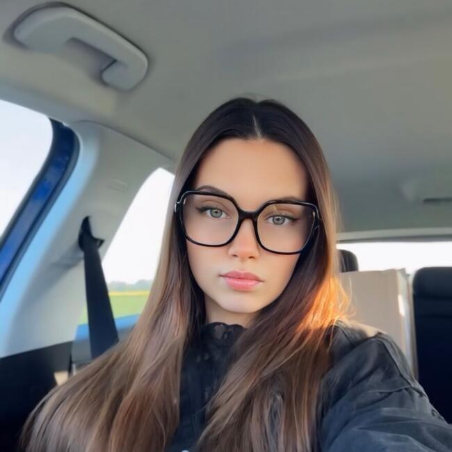 Babysitter in Saint-Brice (Île-de-France): Andréa