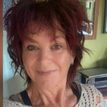 Babysitter in Waitara: Fran