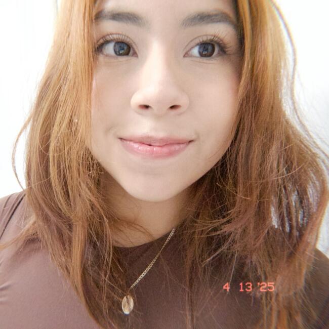 Babysitter in Borough of Queens: Ashly