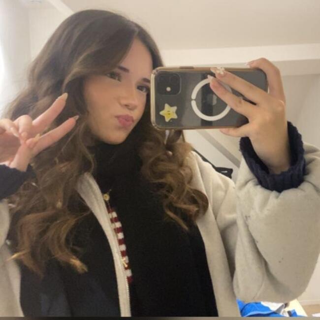 Babysitter in Le Perreux-sur-Marne: Virginia