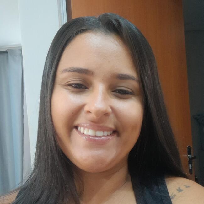 Babysitter in Santa Luzia: Ingrid